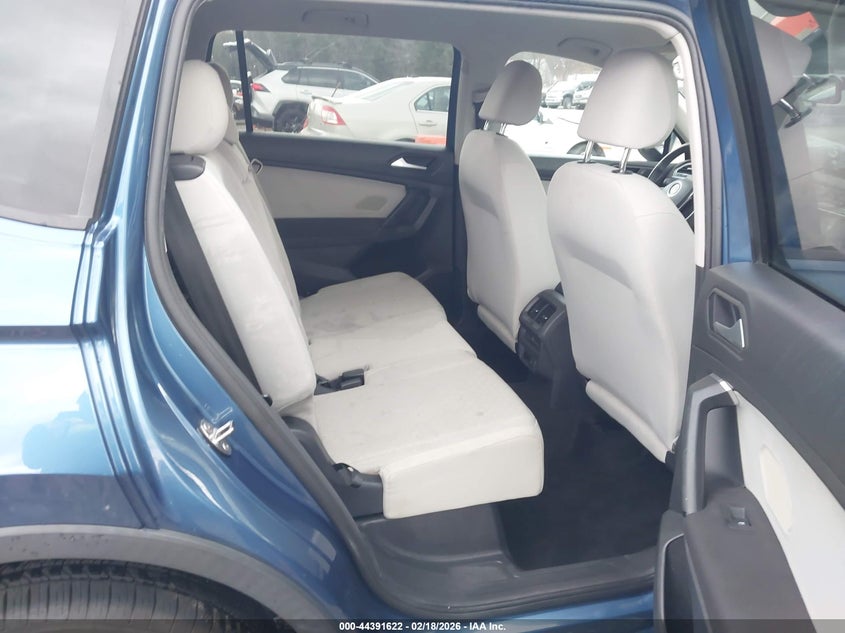 2019 VOLKSWAGEN TIGUAN auction photo 8