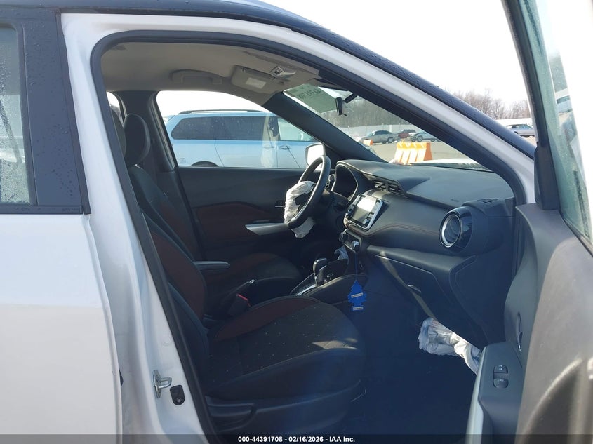 2020 Nissan Kicks Sr Xtronic Cvt