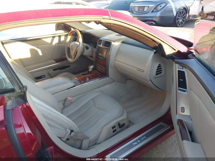 2006 Cadillac Xlr Standard