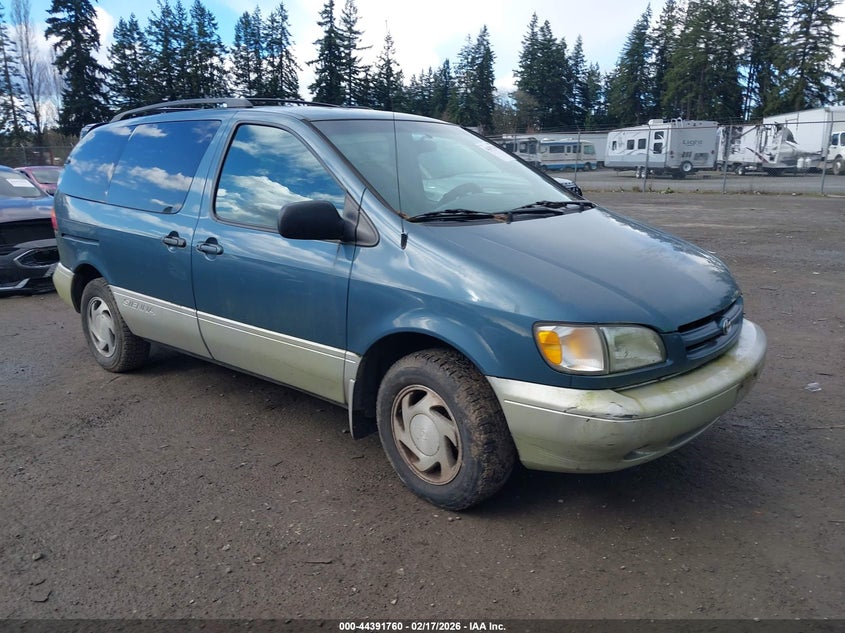 2000 Toyota Sienna Le/Xle