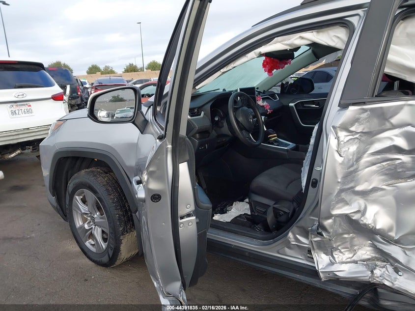 2023 Toyota Rav4 Hybrid Xle