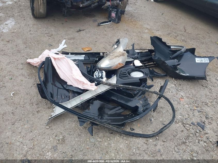 2014 Subaru Outback 2.5I Limited VIN: 4S4BRCPCXE3221722 Lot: 44391956