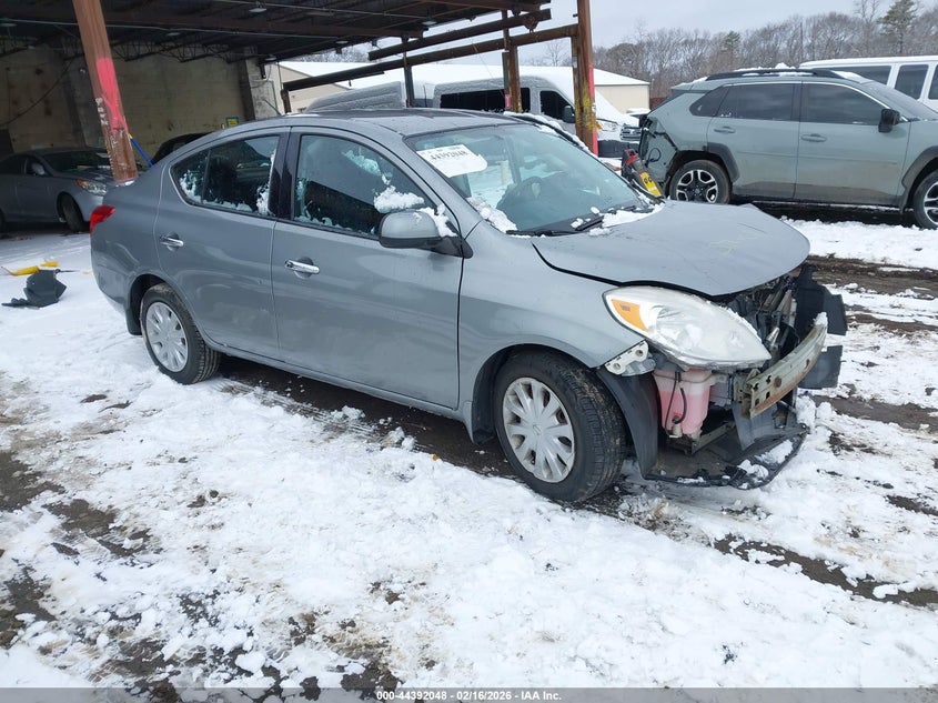 2014 Nissan Versa 1.6 Sv