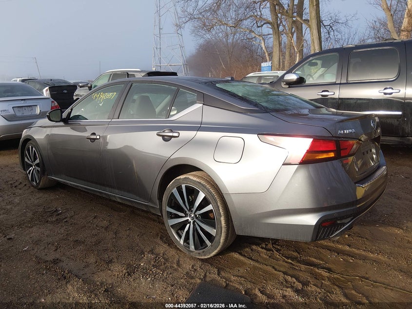 2022 NISSAN ALTIMA auction photo 3