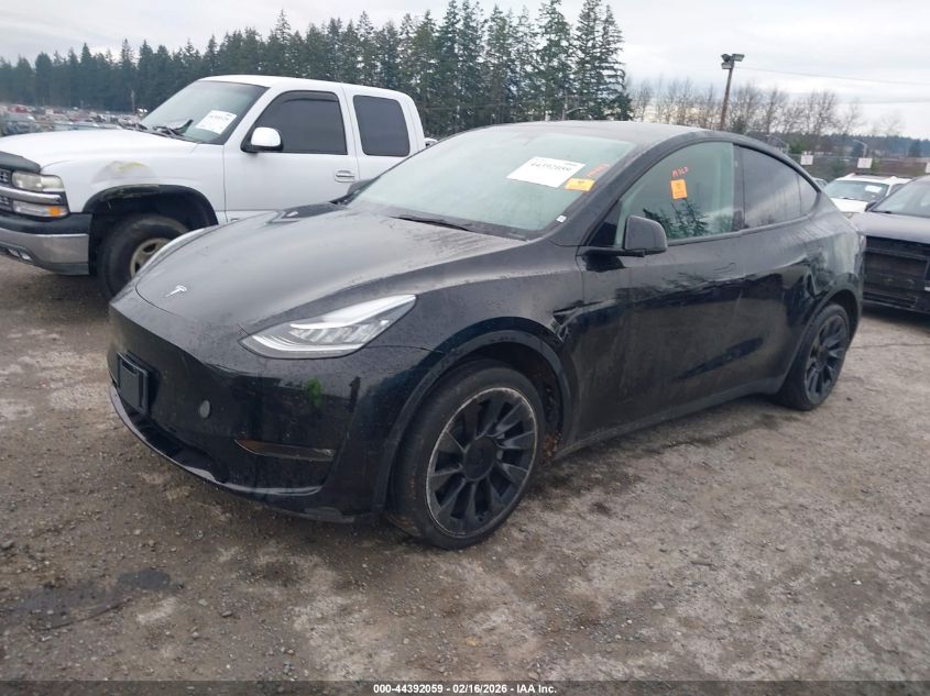 2022 Tesla Model Y Long Range Dual Motor All-Wheel Drive