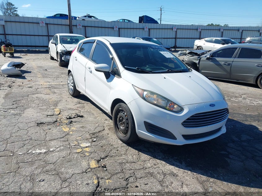 2016 Ford Fiesta S