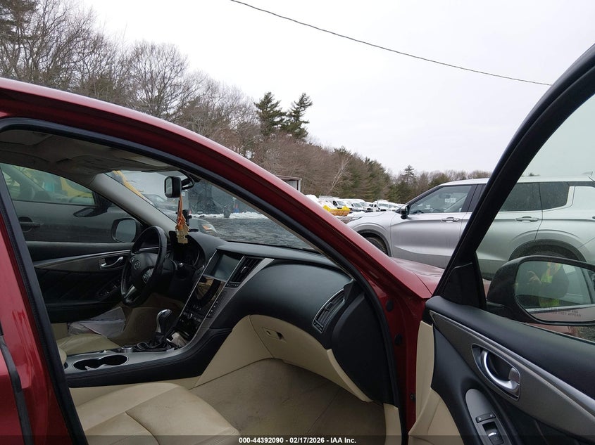 2014 Infiniti Q50 Premium
