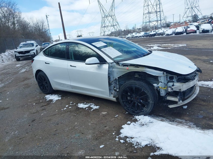 2022 Tesla Model 3 Long Range Dual Motor All-Wheel Drive