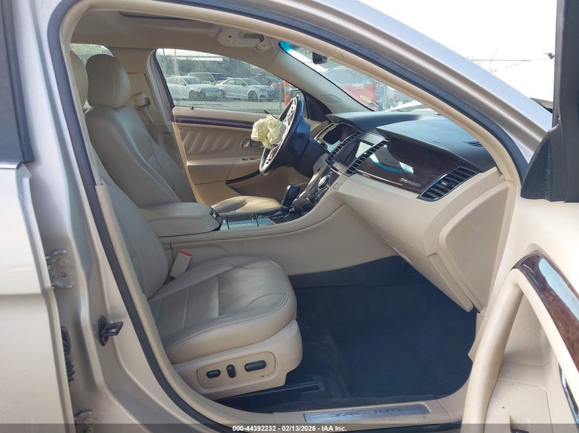 2018 Ford Taurus Limited