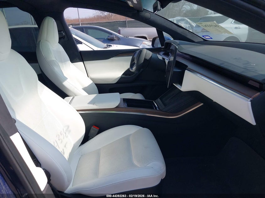 2022 Tesla Model X Dual Motor All-Wheel Drive