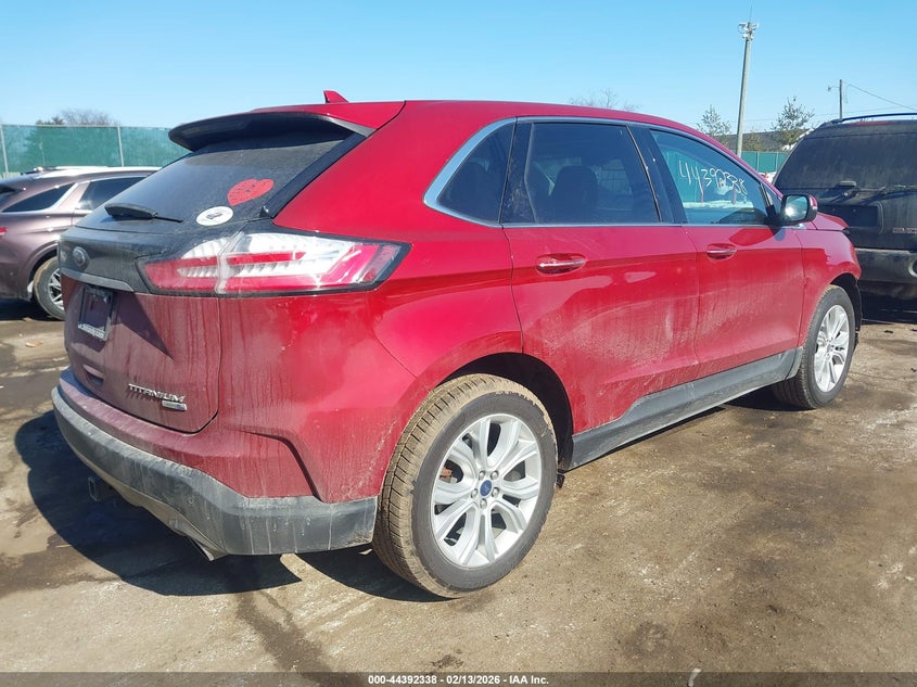 2020 Ford Edge Titanium