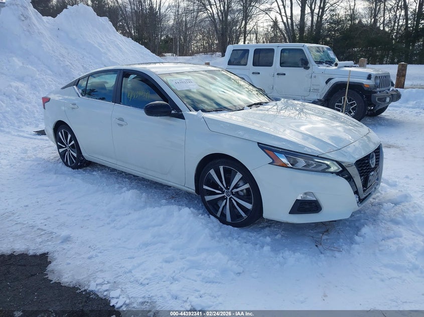 2022 Nissan Altima Sr Fwd