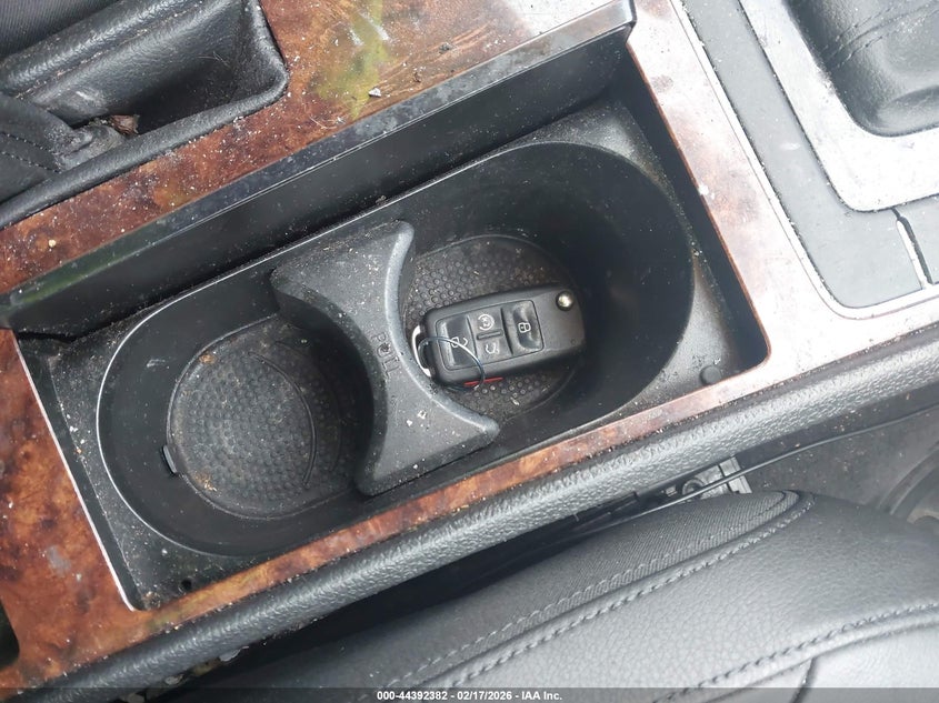 2012 Volkswagen Passat 3.6L V6 Sel Premium VIN: 1VWCM7A31CC025928 Lot: 44392382