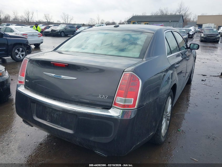 2013 Chrysler 300 Motown