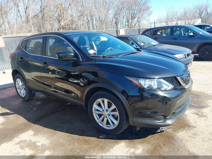 2018 Nissan Rogue Sport S