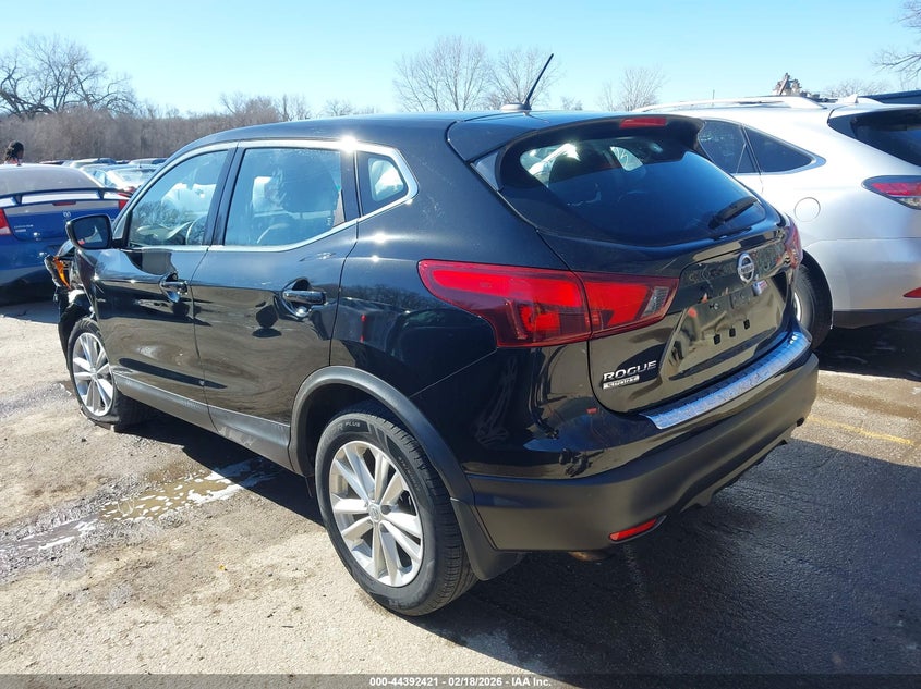 2018 Nissan Rogue Sport S