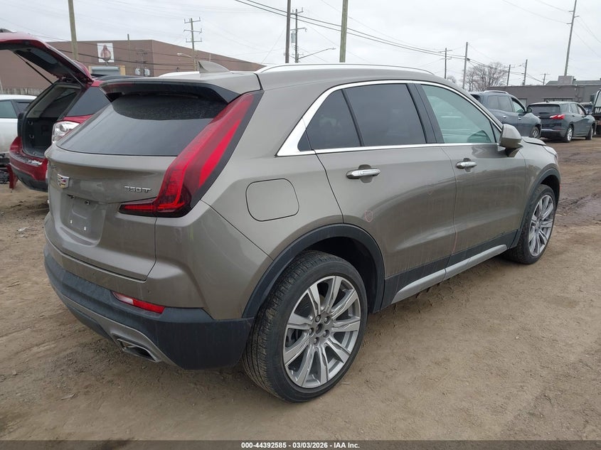 Vin: 1gyfzdr41lf046008, lot: 44889139, cadillac xt4 awd premium luxury 20204