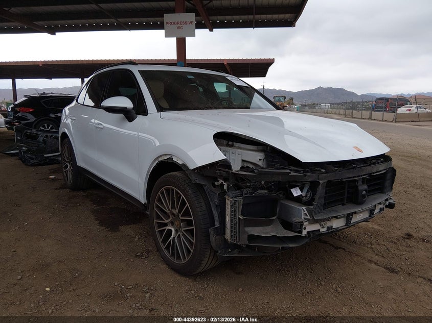2022 Porsche Cayenne Platinum Edition
