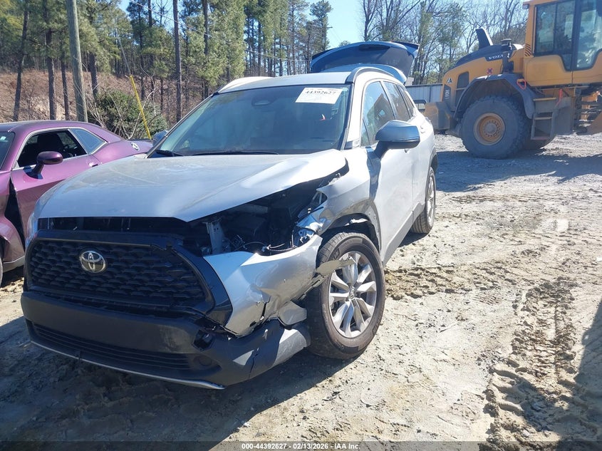 2024 Toyota Corolla Cross Le