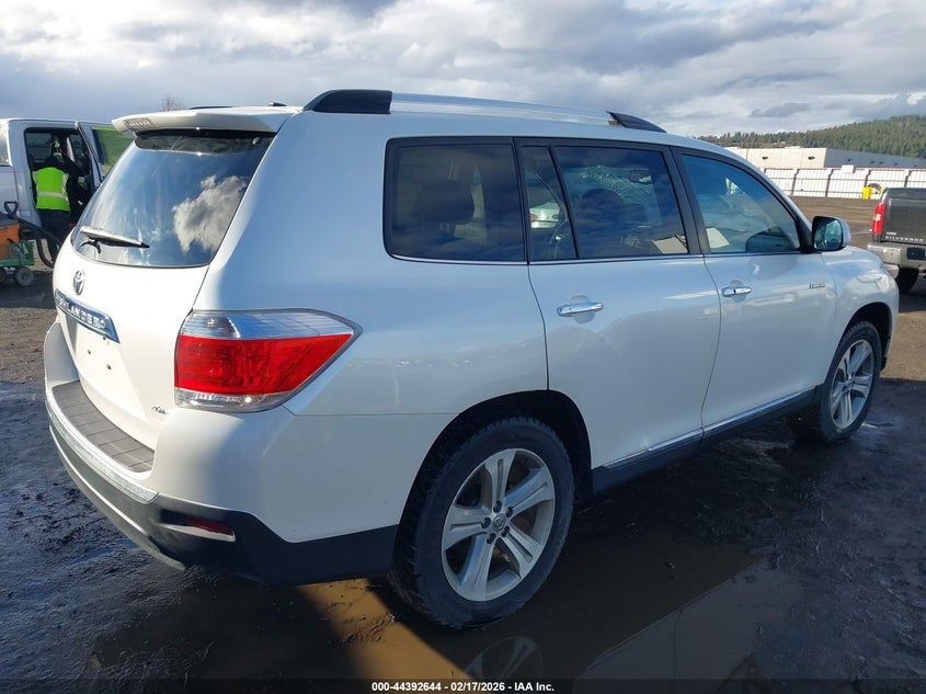 2013 Toyota Highlander Limited V6