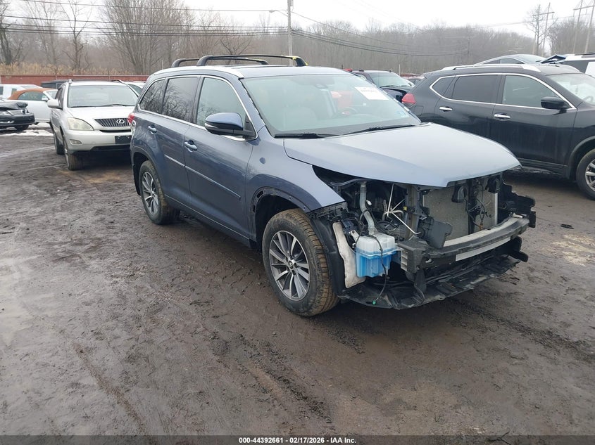 2018 Toyota Highlander Xle