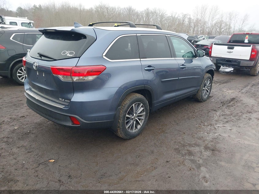 2018 Toyota Highlander Xle