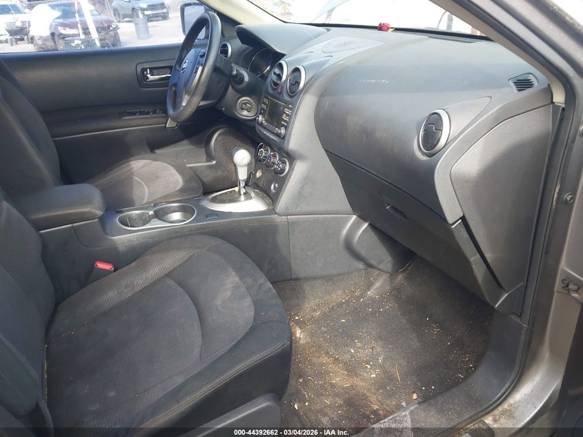 2013 Nissan Rogue Sv