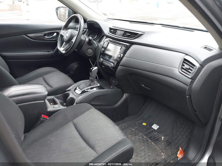 2019 Nissan Rogue Sv