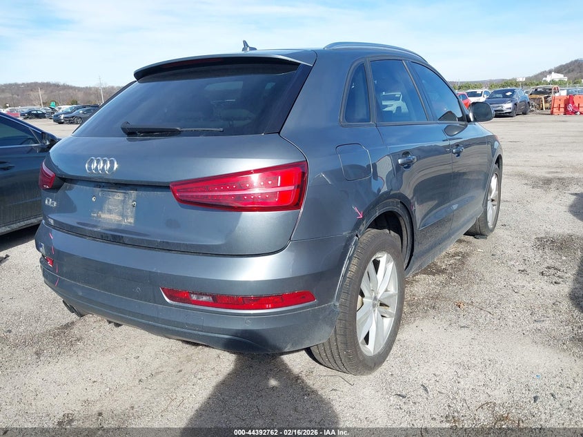 2017 Audi Q3 2.0T Premium
