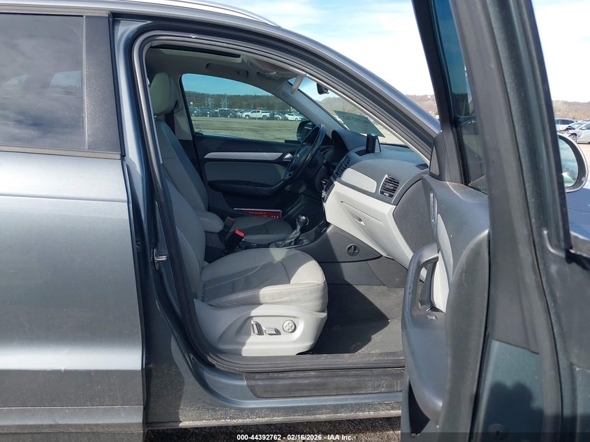 2017 Audi Q3 2.0T Premium