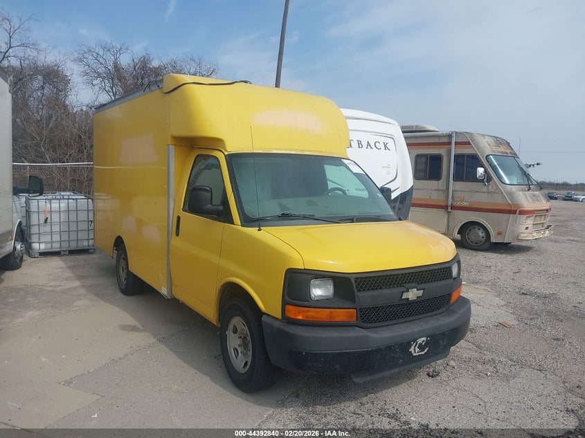 2011 CHEVROLET EXPRESS CUTAWAY WORK VAN