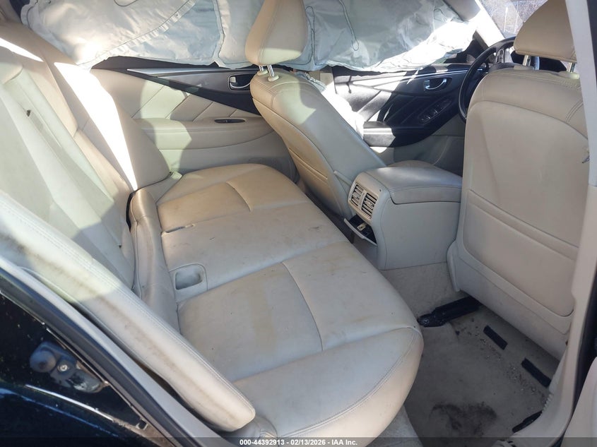 2014 Infiniti Q50 Premium VIN: JN1BV7AP2EM689556 Lot: 44392913