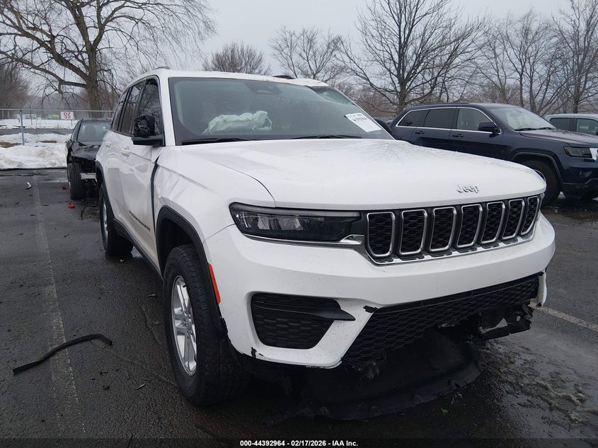 2024 JEEP GRAND CHEROKEE LAREDO 4X4