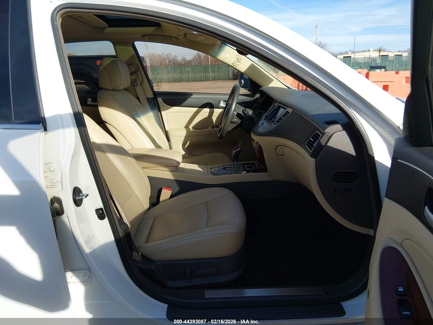 2013 Hyundai Genesis 3.8