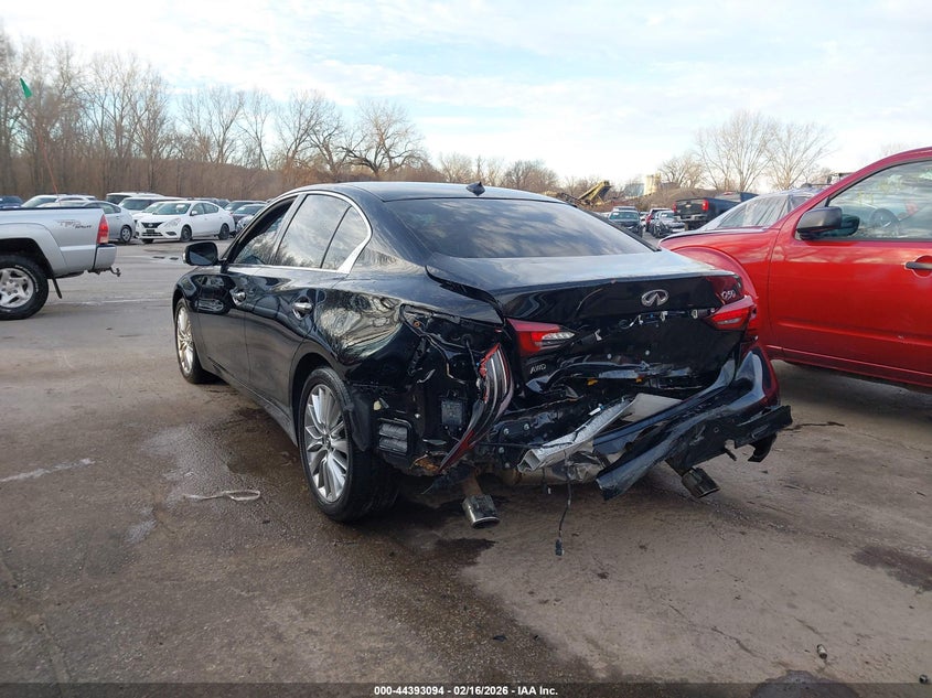 2023 Infiniti Q50 Luxe Awd