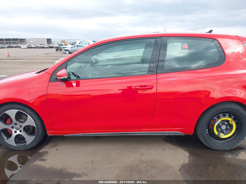 2012 Volkswagen Gti 2-Door VIN: WVWEV7AJ6CW088822 Lot: 44393093