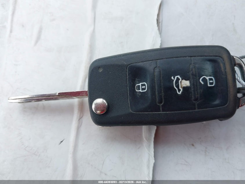 2012 Volkswagen Gti 2-Door VIN: WVWEV7AJ6CW088822 Lot: 44393093