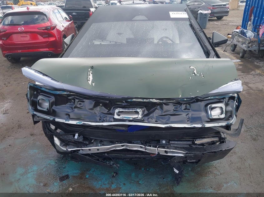 2025 Tesla Cybertruck All-Wheel Drive VIN: 7G2CEHED8SA072913 Lot: 44393116