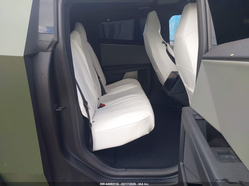 2025 Tesla Cybertruck All-Wheel Drive VIN: 7G2CEHED8SA072913 Lot: 44393116