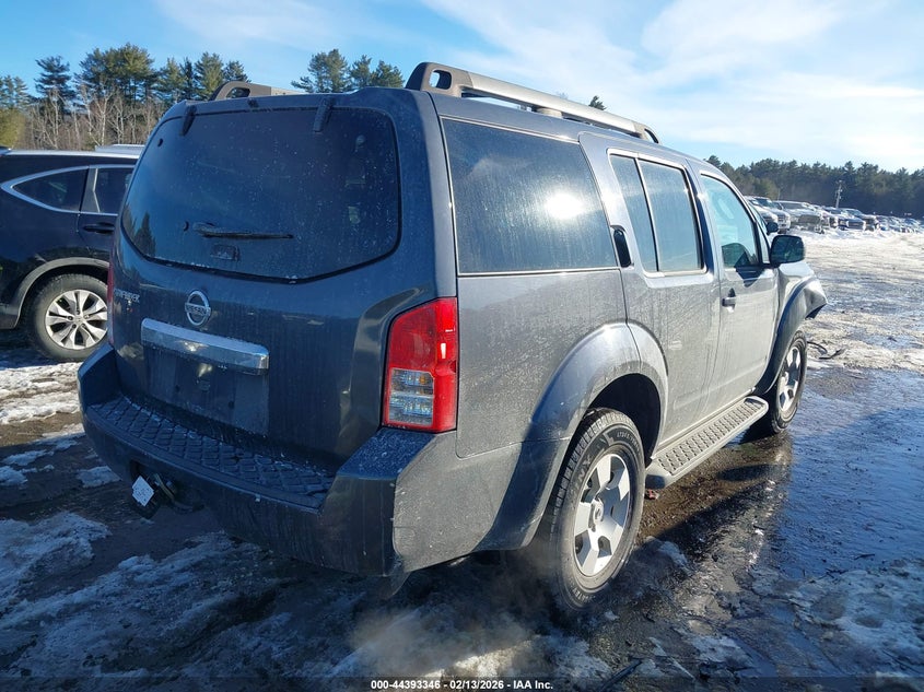 2011 Nissan Pathfinder S