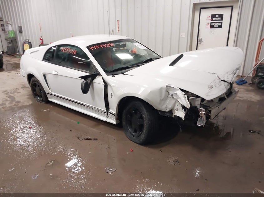 2000 Ford Mustang