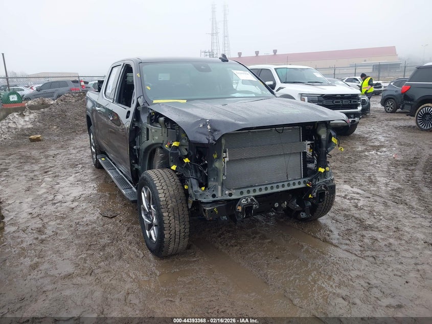 2025 GMC Sierra 1500 4Wd Short Box Slt