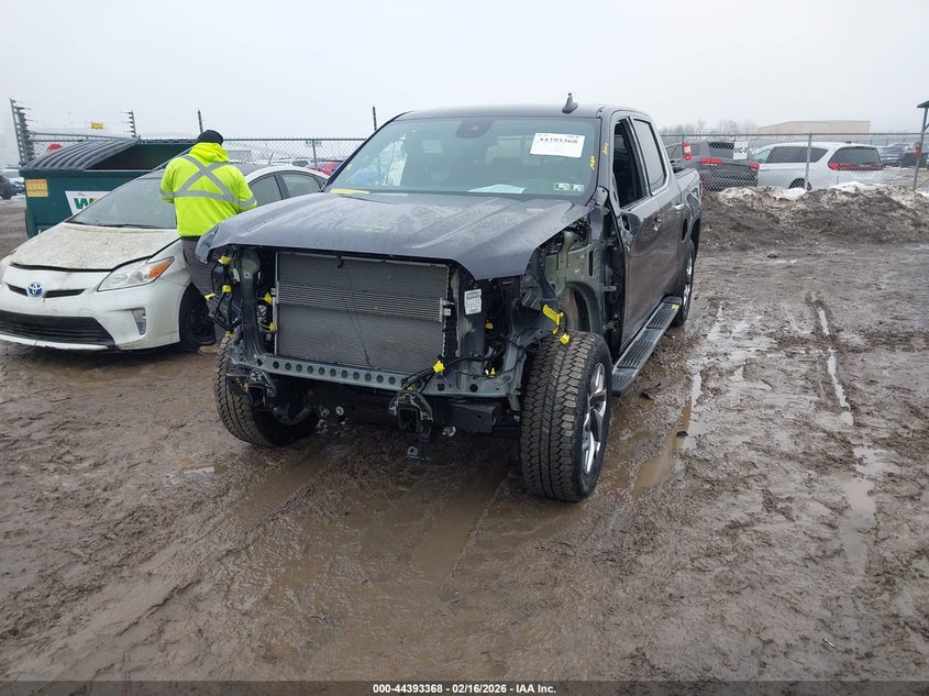 2025 GMC Sierra 1500 4Wd Short Box Slt