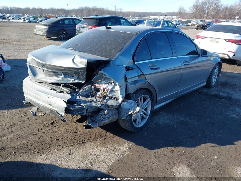 2012 Mercedes-Benz C 300 Luxury 4Matic/Sport 4Matic