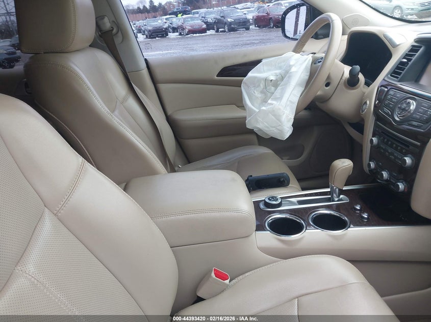 2015 Nissan Pathfinder Platinum