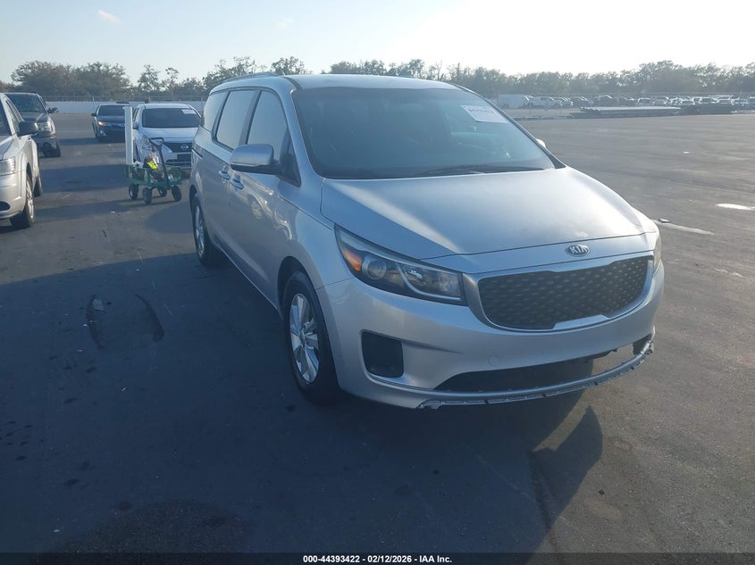2015 Kia Sedona Lx