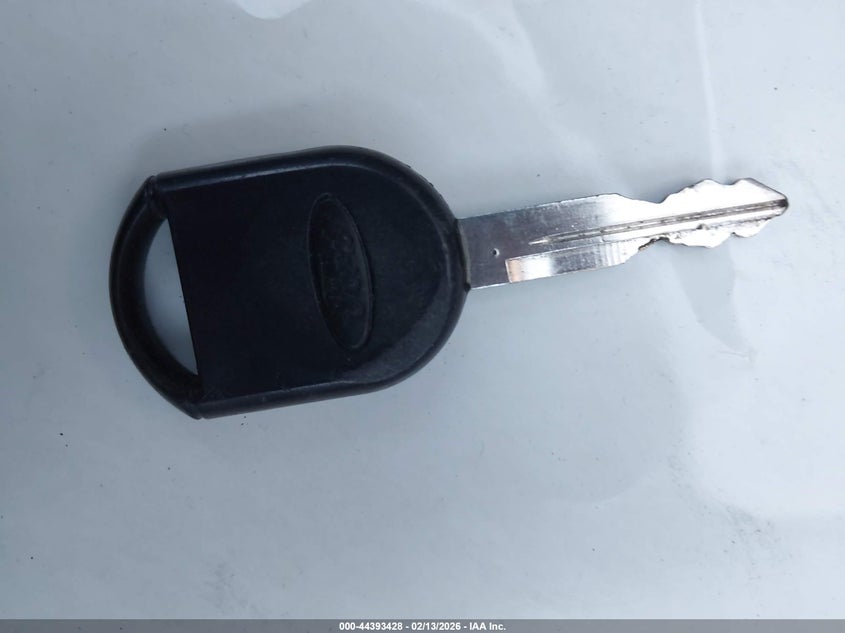 2008 Ford Focus S VIN: 1FAHP32N18W210663 Lot: 44393428