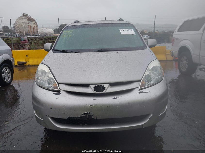 2006 TOYOTA SIENNA XLE · Photo 12