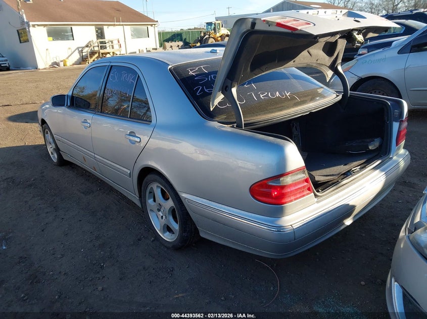 2001 Mercedes-Benz E 320