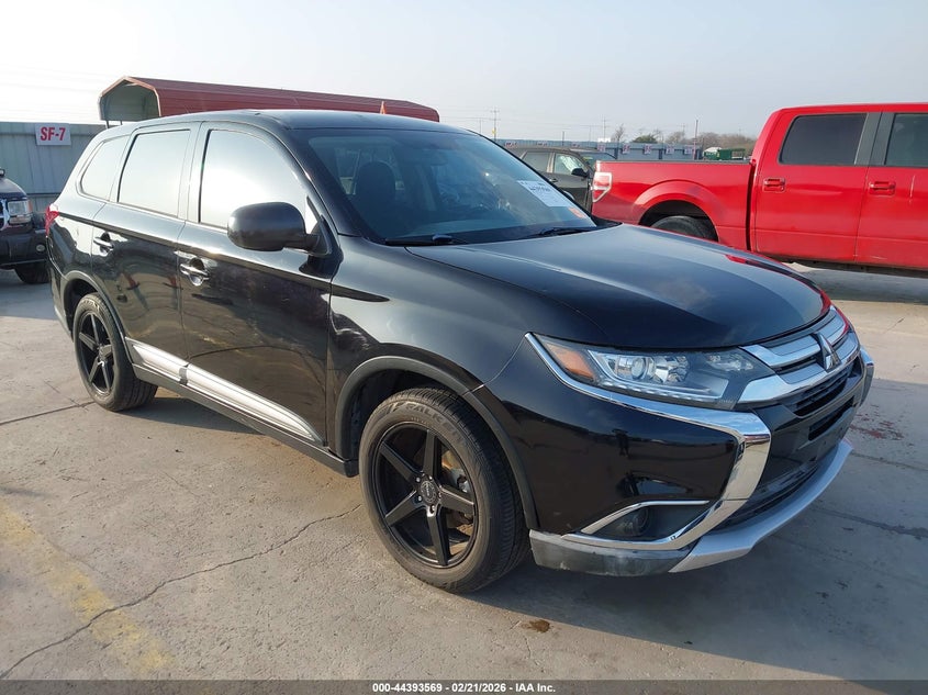 2016 Mitsubishi Outlander Es